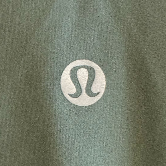 Lululemon Align Cropped Cami Tank Top
Light Support A/B Grey Eucalyptus Green - Picture 7 of 8